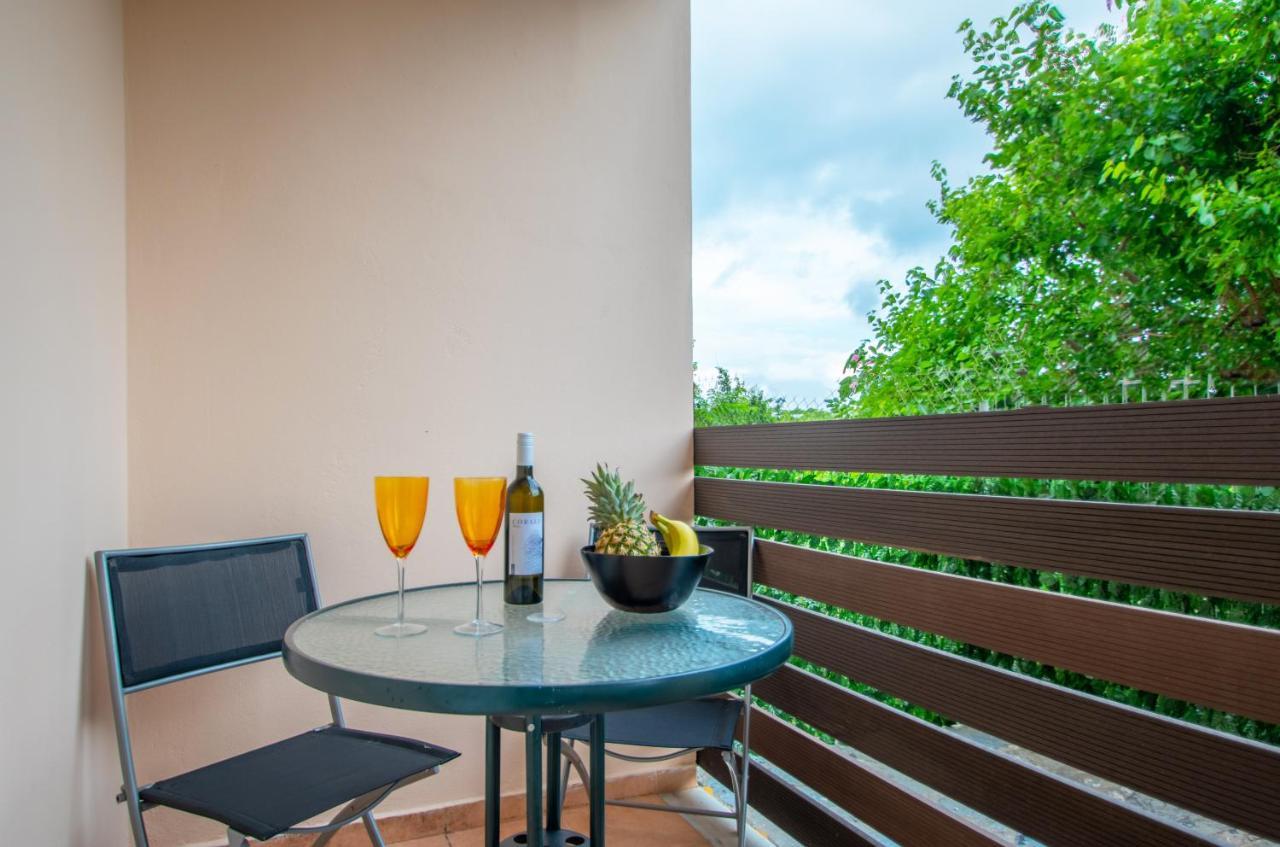 Leon Apartments Закинтос Екстериор снимка